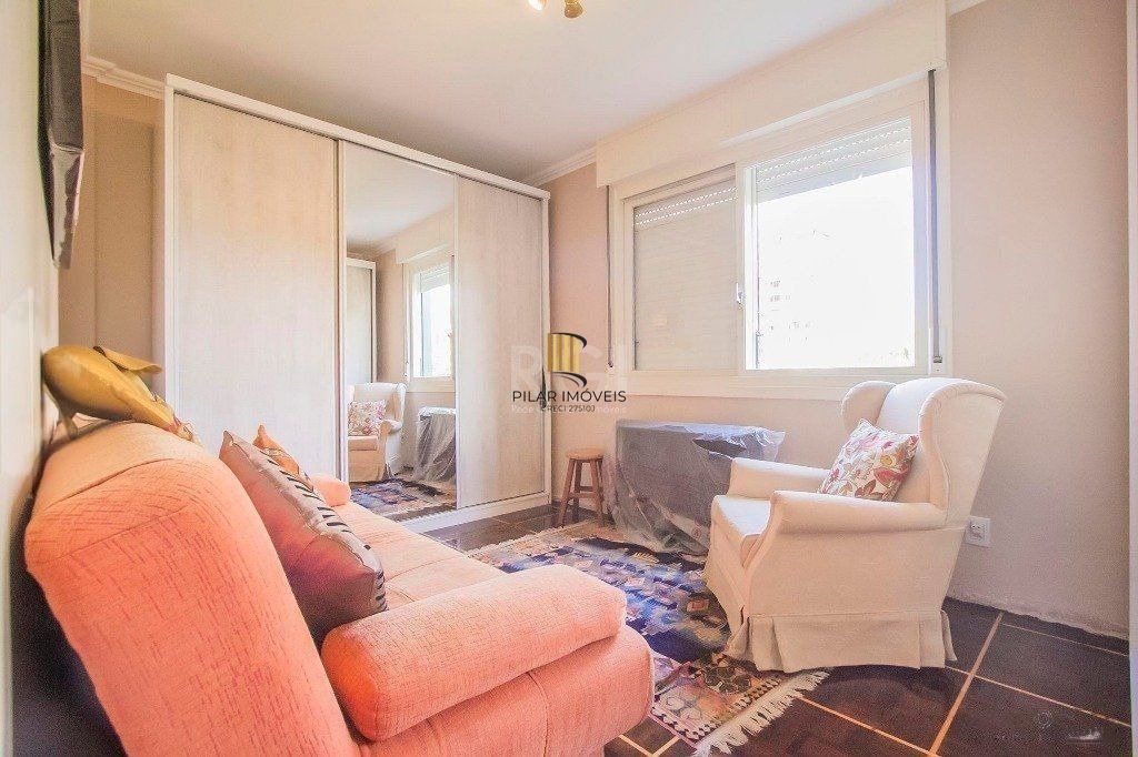 Apartamento para Venda - 124.43m², 3 dormitórios, sendo 1 suites, 2 vagas - Menino Deus