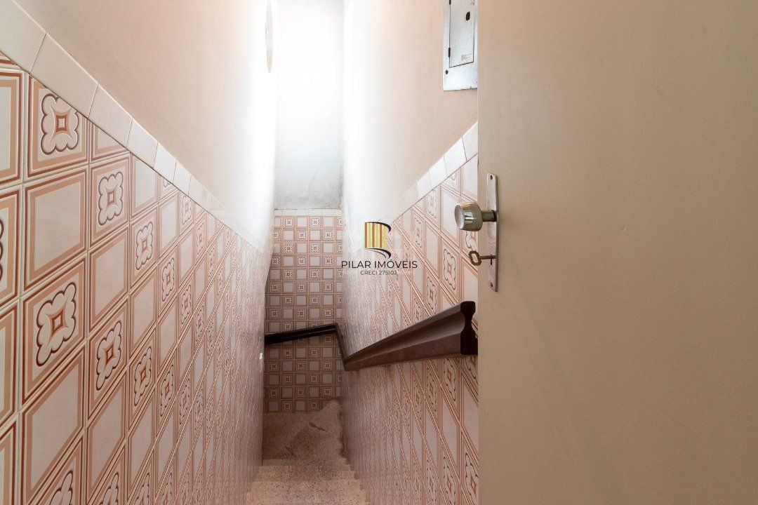 Casa para Venda - 280m², 4 dormitórios, sendo 1 suites, 3 vagas - Vila Assunção