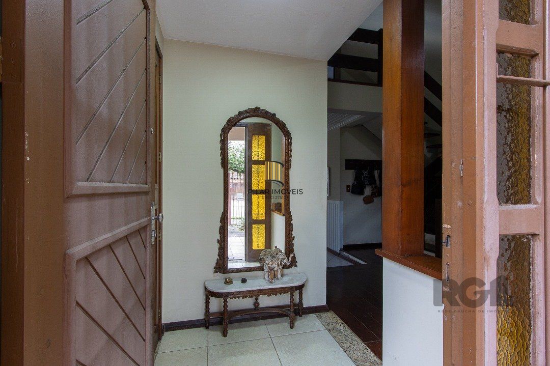 Casa 3 dormitórios no bairro Ipanema