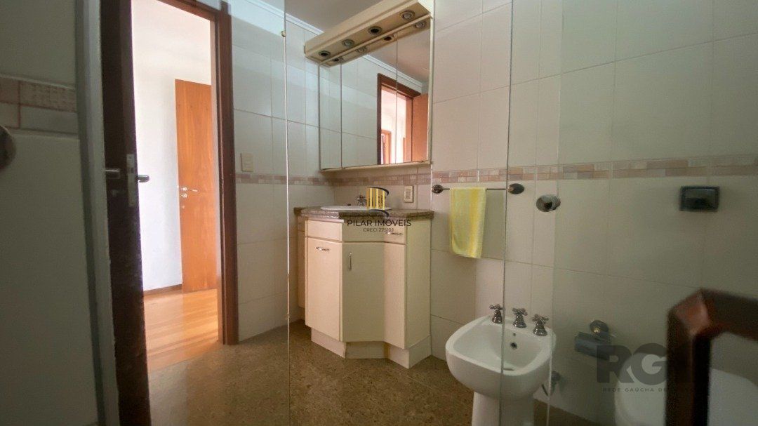 Apartamento 4 dormitórios no bairro Centro Histórico