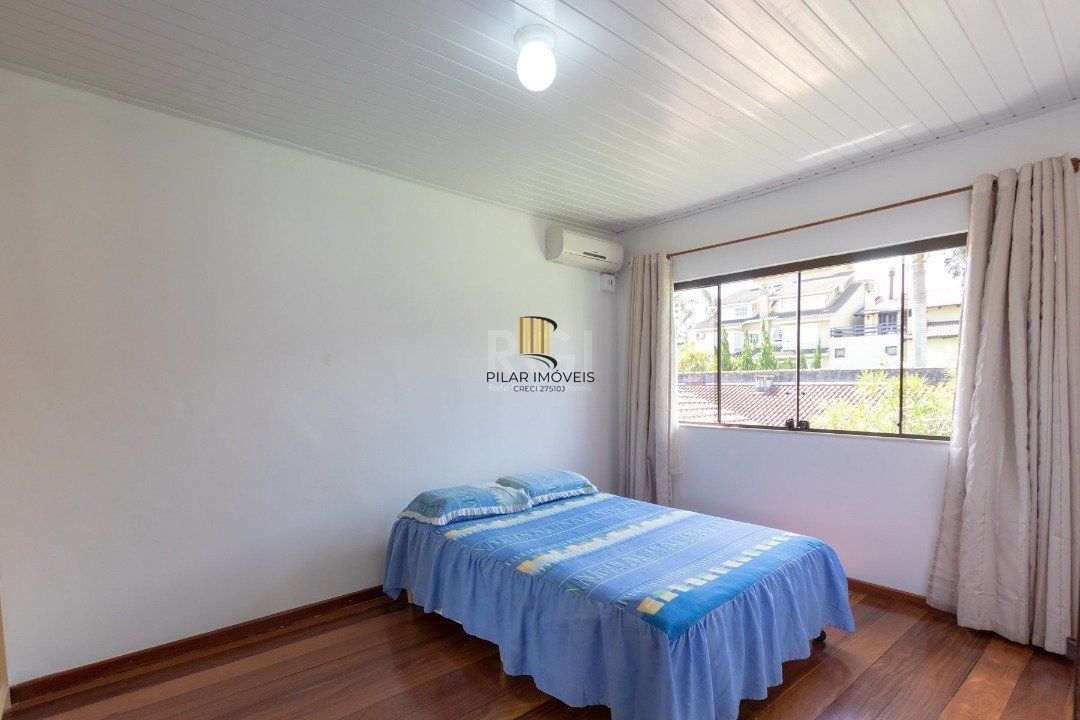 Casa para Venda - 182m², 4 dormitórios, sendo 1 suites, 4 vagas - Jardim Isabel