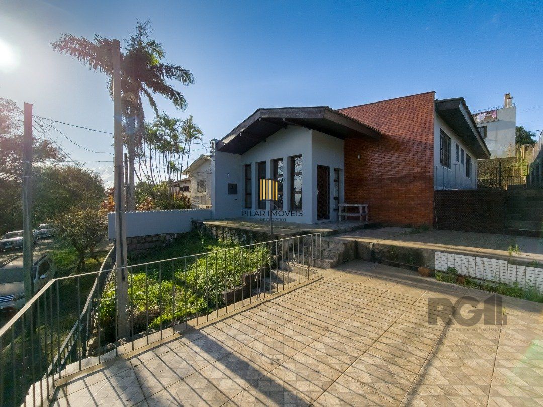 Casa com 3 quartos, suite, pátio - Bairro Espírito Santo - Potro Alegre (RS)
