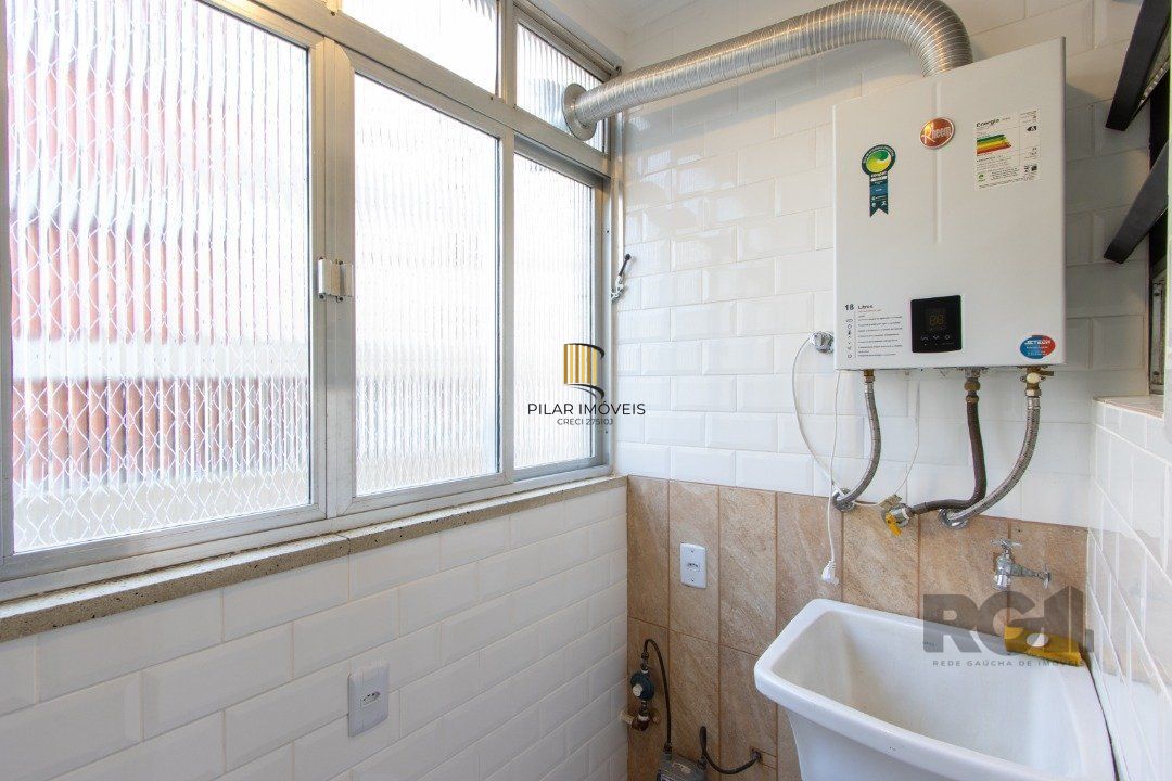 Apartamento | 2 quartos | 65,00m2 | 1 vaga | Bairro Menino Deus