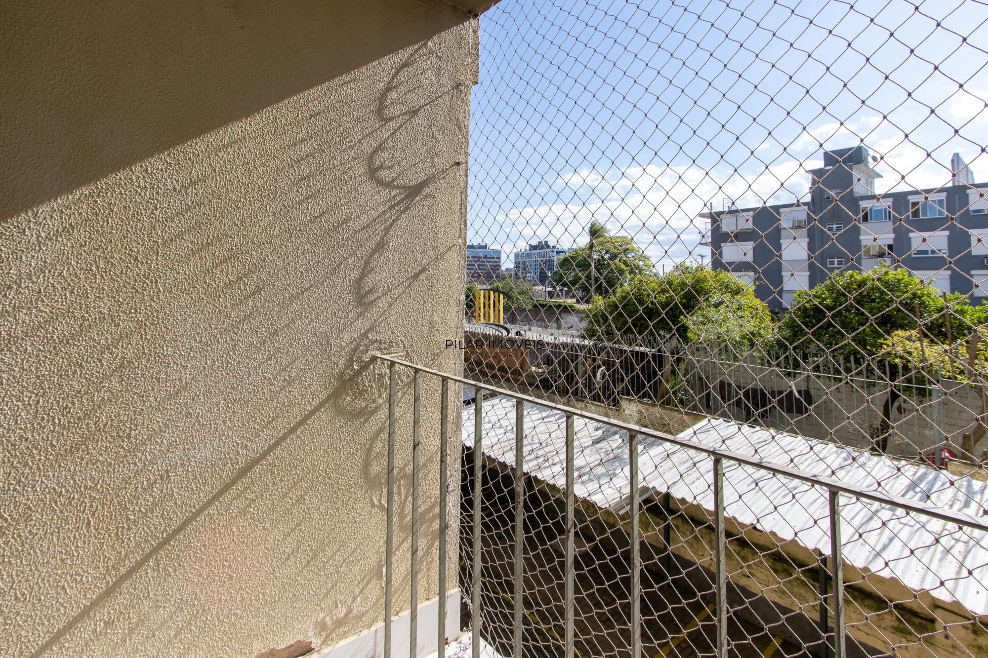 Apartamento 2 quartos bairro Cristal.