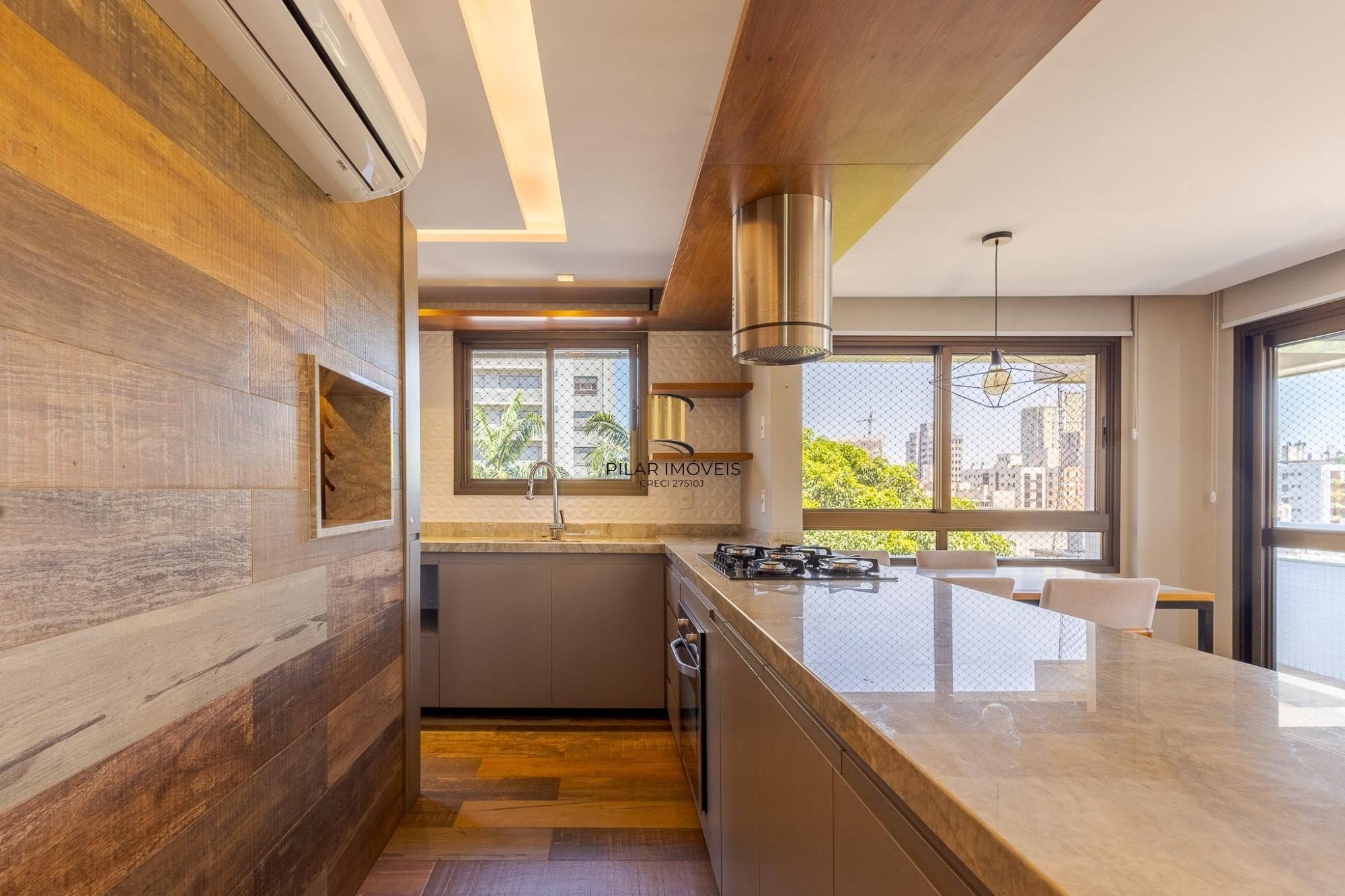 Apartamento 2 dormitórios no Petrópolis