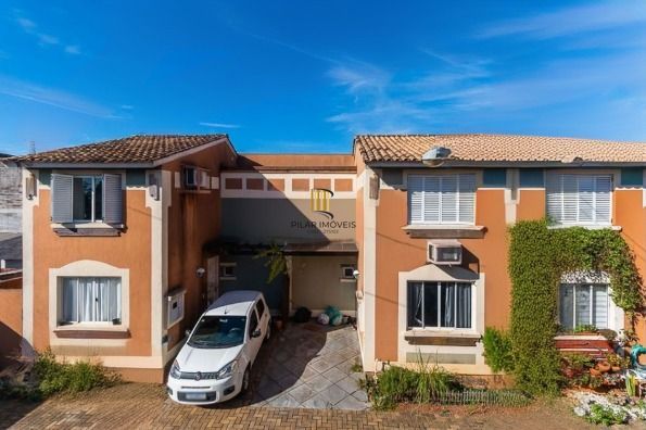 Casa em condomínio com 3 dormitórios, suíte, espaço gourmet.