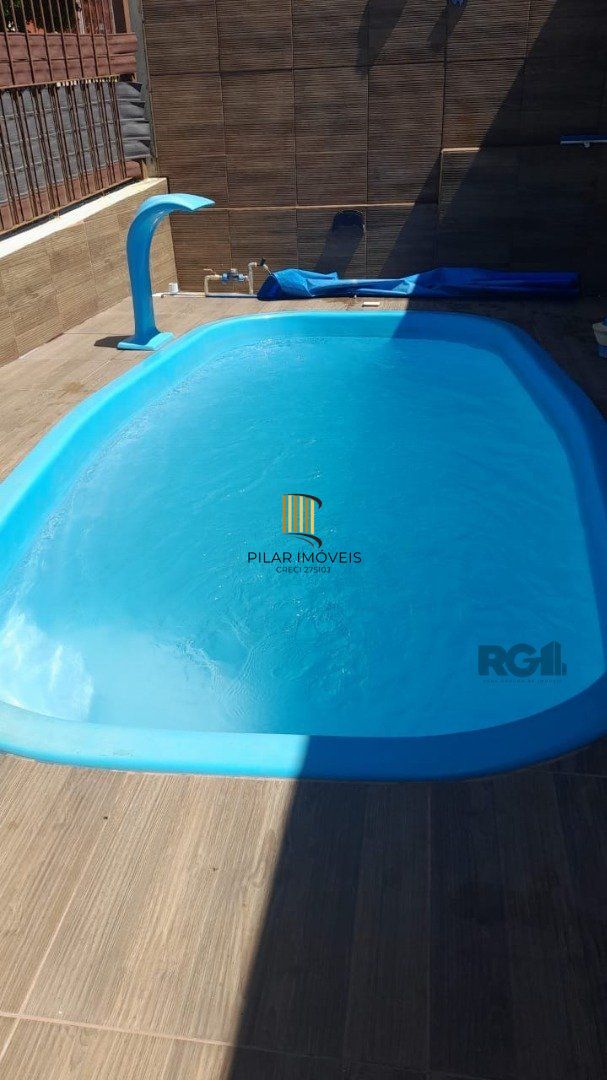 Casa 2 dormitórios com piscina na Vila Nova Porto Alegre