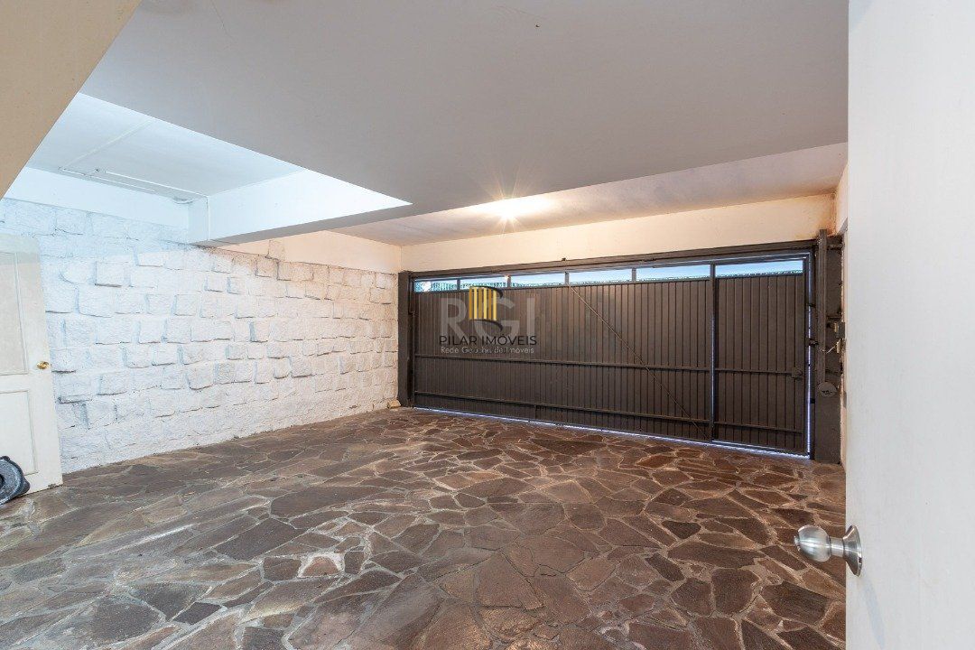 Casa Condominio para Venda - 322.88m², 3 dormitórios, sendo 1 suites, 4 vagas - Jardim Isabel