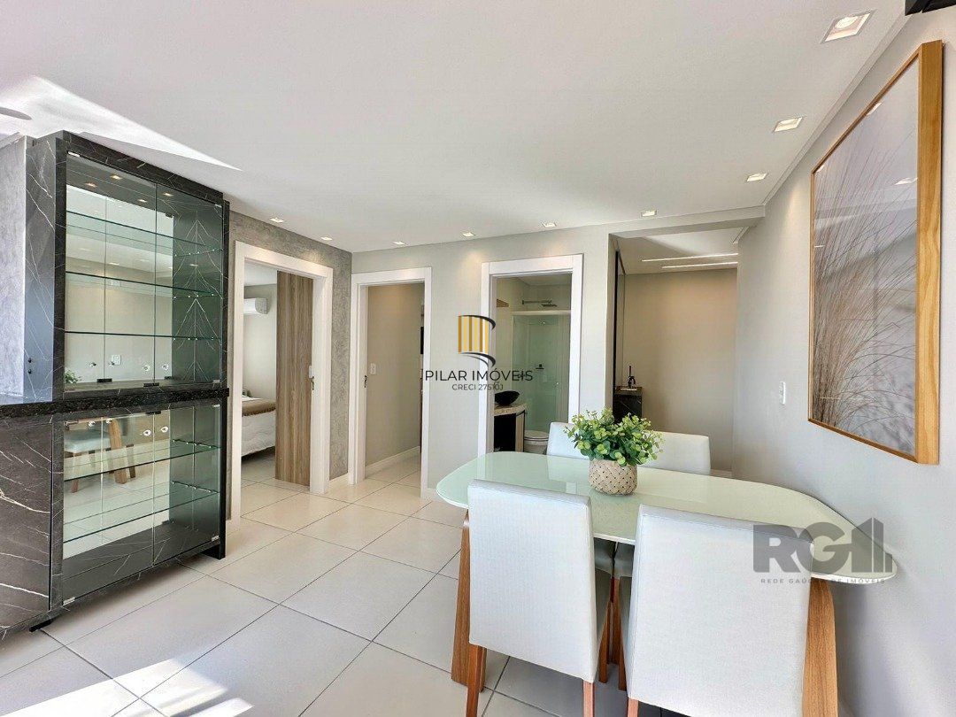 Apartamento 2 dormitórios no bairro Zona Nova