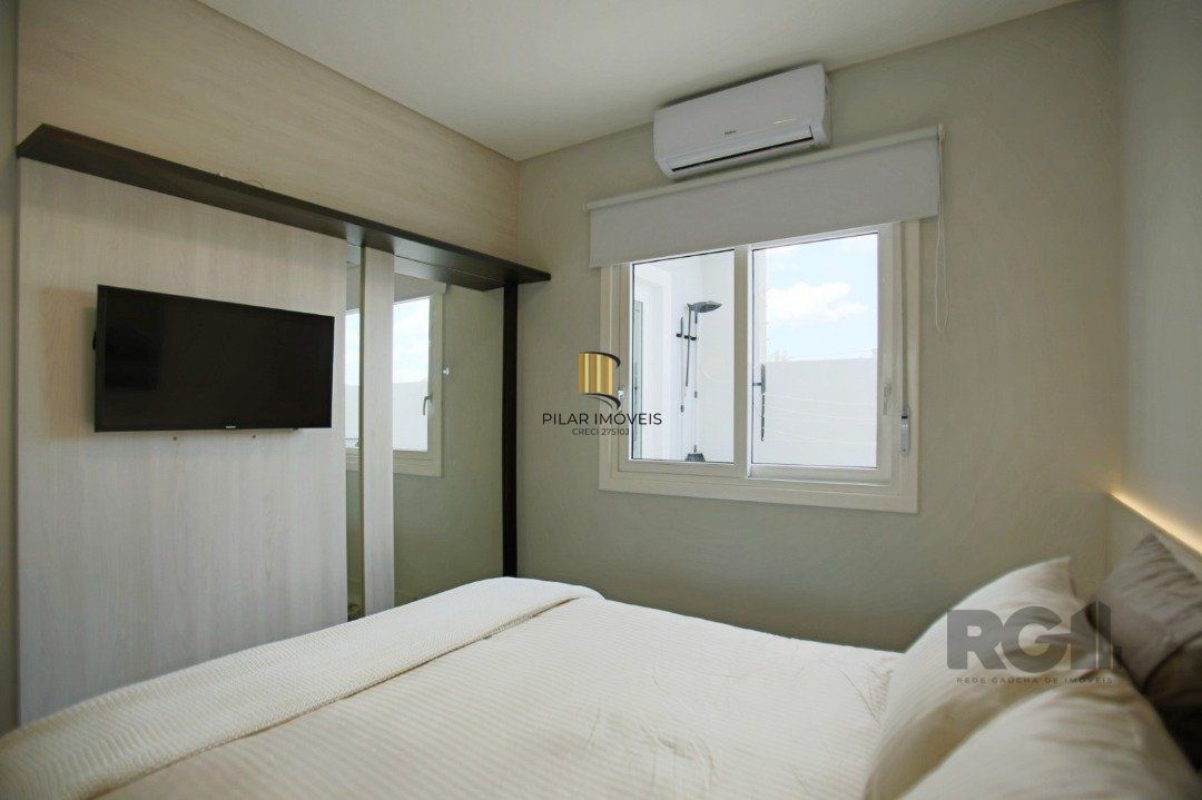 Casa 3 dormitórios no bairro Zona Nova