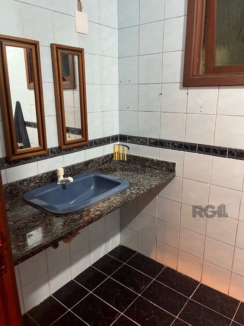 Casa para Venda - 507m², 4 dormitórios, sendo 2 suites, 6 vagas - Cavalhada