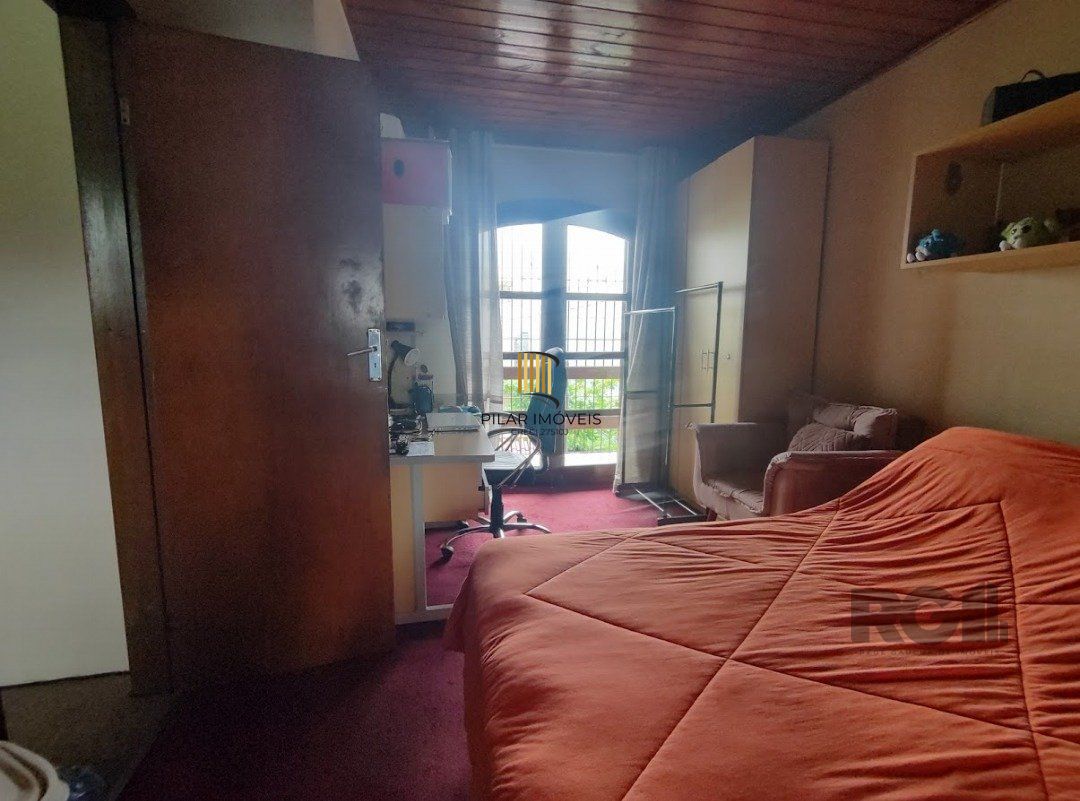 Casa para venda com 3 dormitórios no bairro Tristeza