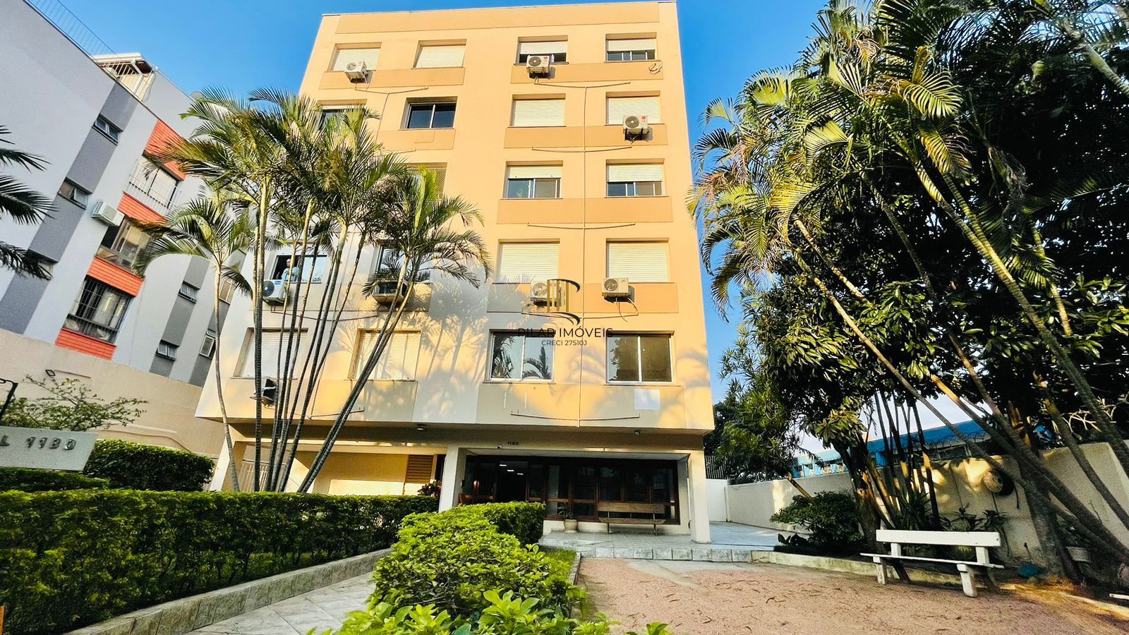 Apartamento de 2 dormitórios no Cristal