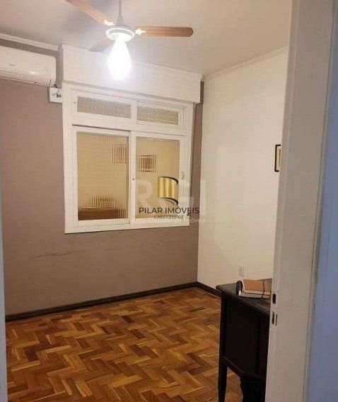 Casa Residencial ou comercial. Com 205 m²  de área útil, 3 dormitórios