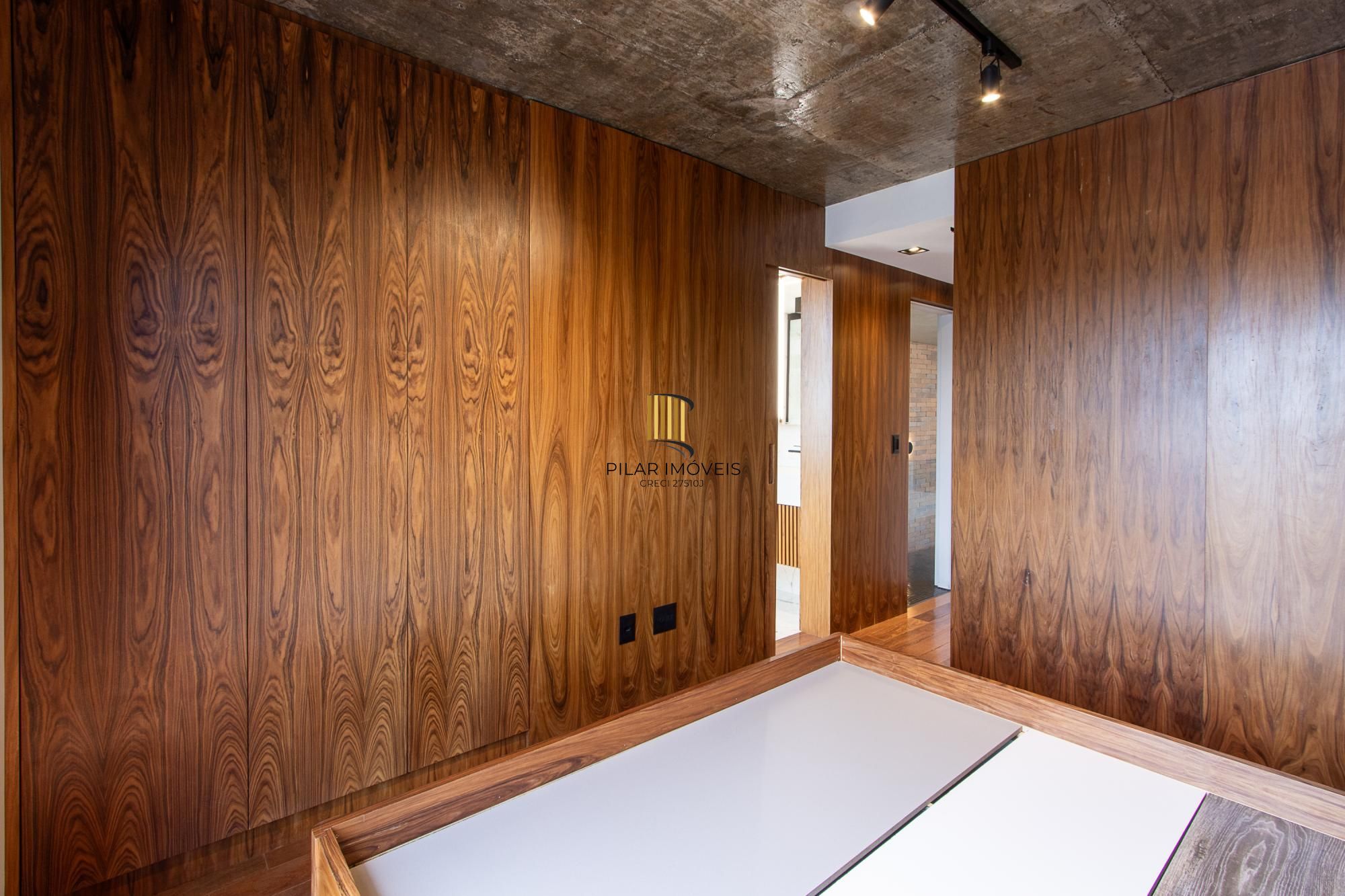 Apartamento 2 dormitórios no bairro Passo da Areia