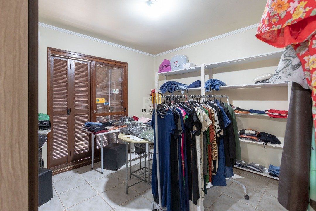 Casa para Venda - 175m², 3 dormitórios, sendo 1 suites, 3 vagas - Aberta Dos Morros