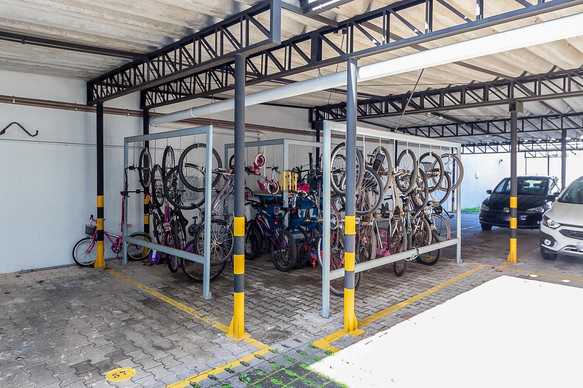 Apartamento de 3 dormitórios, 1 suíte e 2 vagas escrituradas no bairro Tristeza.