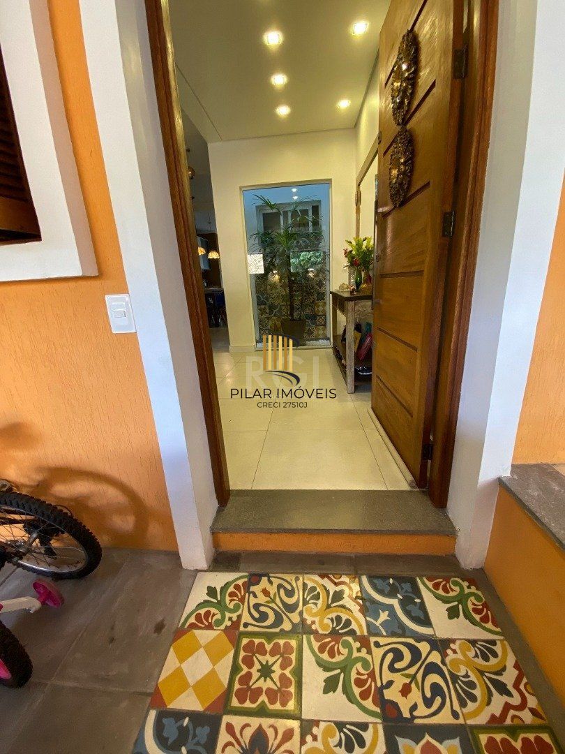 Casa Condominio para Venda - 220.89m², 3 dormitórios, sendo 1 suites, 2 vagas - Tristeza