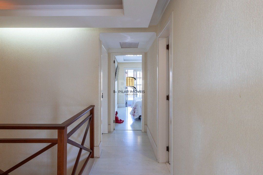 Casa para Venda - 256.5m², 3 dormitórios, sendo 1 suites, 2 vagas - Espirito Santo