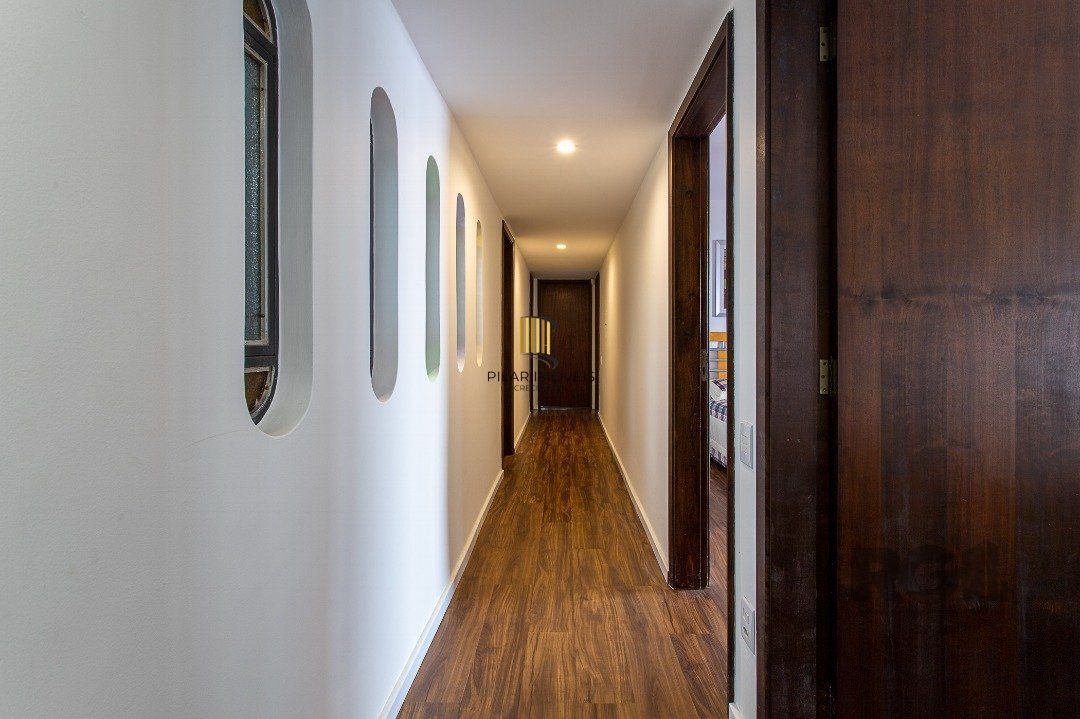 Casa 4 dormitórios no bairro Jardim Isabel