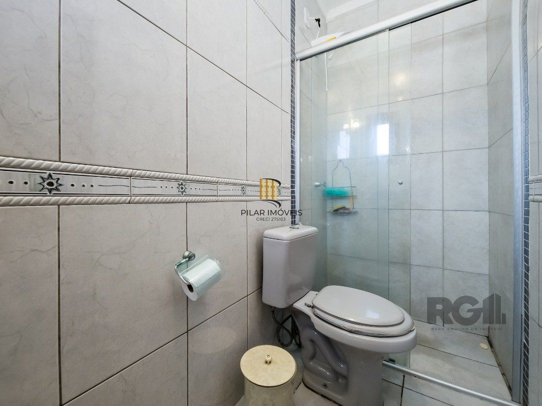 Casa 4 dormitórios no bairro Glória