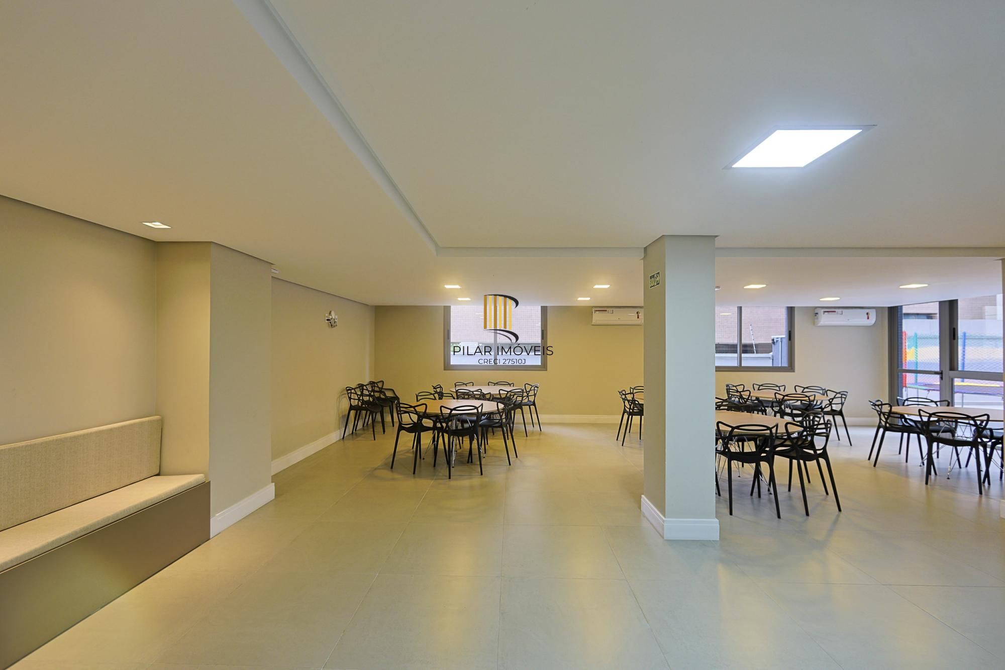 Apartamento com 217m² e 3 dormitórios no bairro Tristeza em PORTO ALEGRE para Comprar