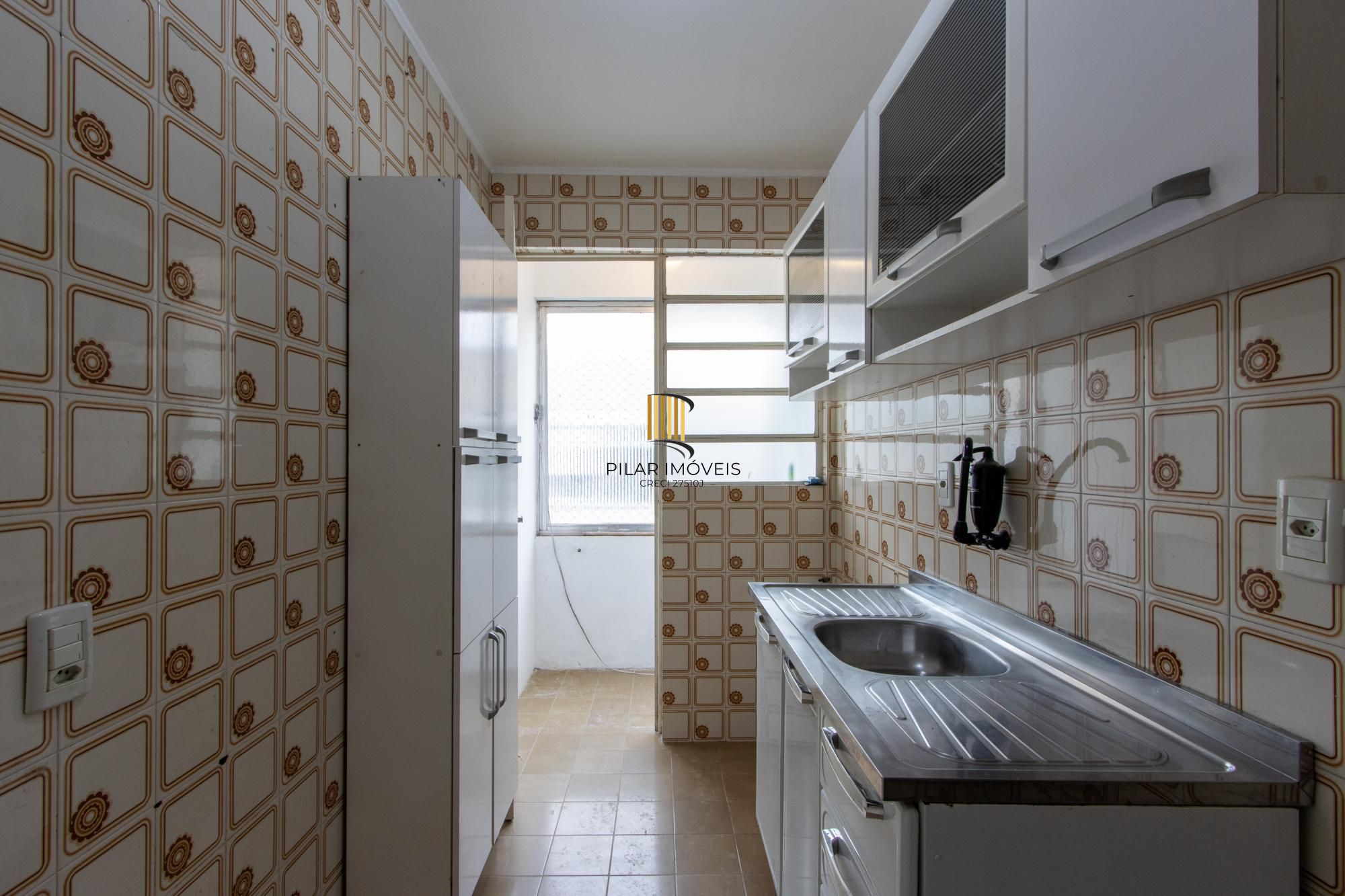 Apartamento 1 dormitório com vaga de garagem