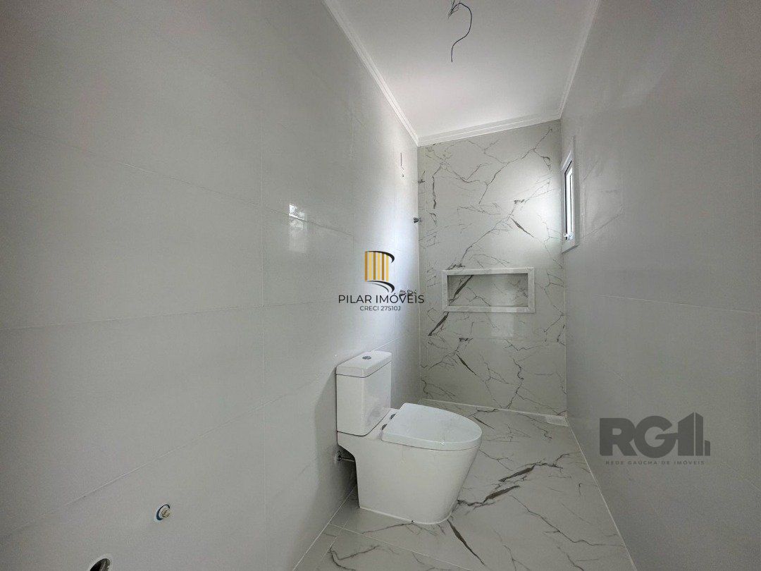 Casa 3 dormitórios no bairro Zona Nova