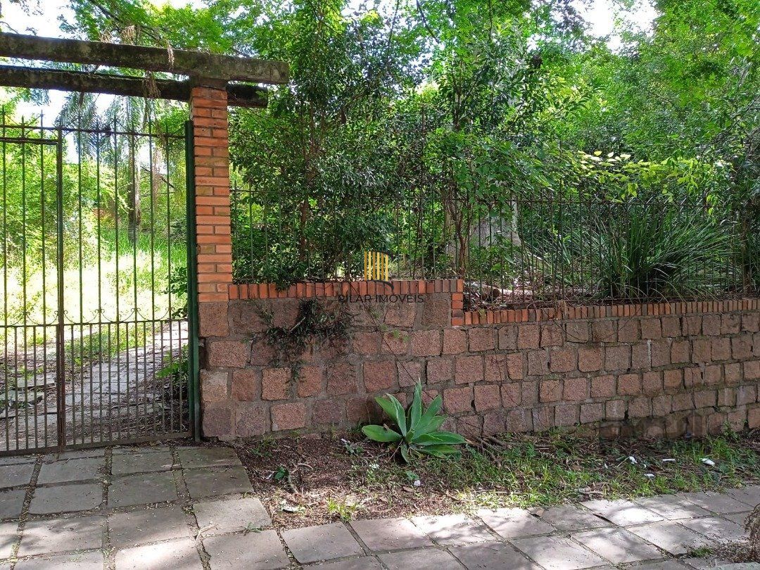 Casa 3 Dormitório(s) Bairro Cristal