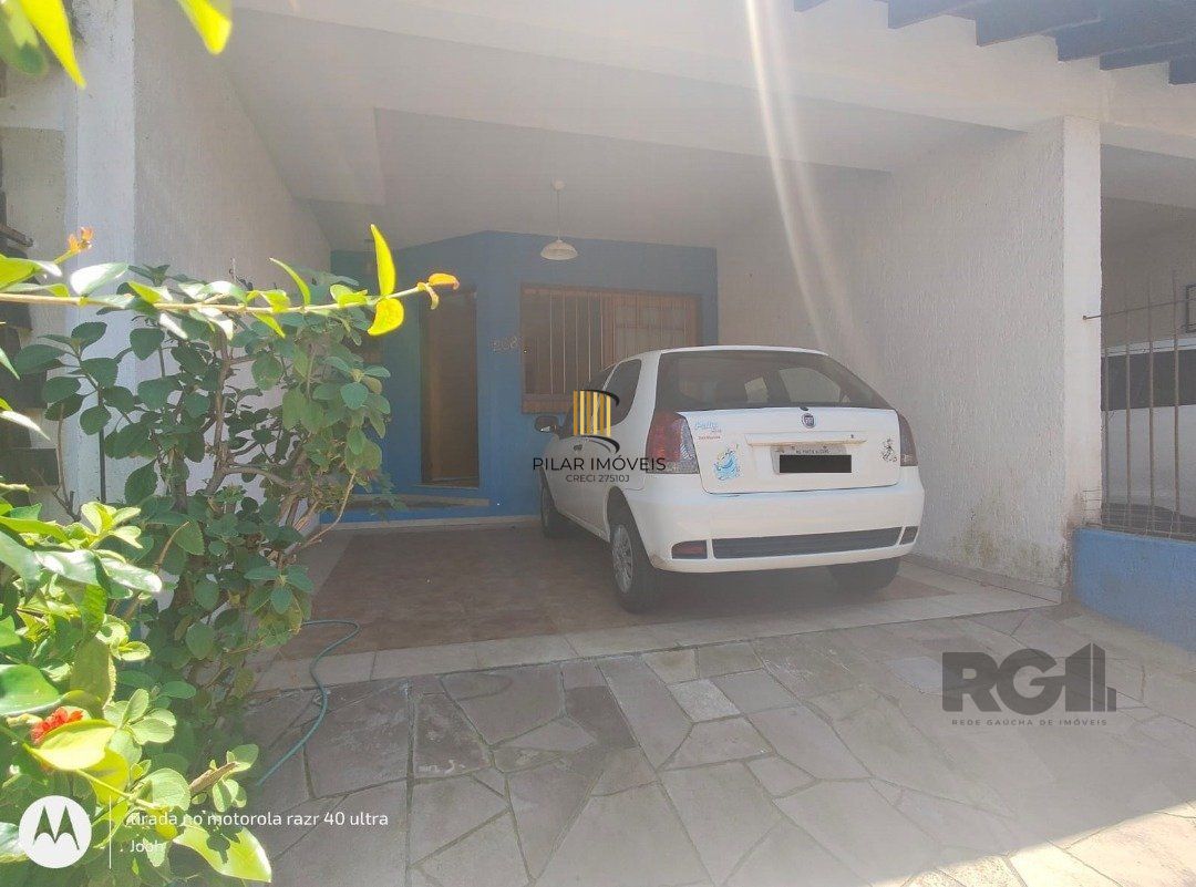 Casa 3 dormitórios no bairro Hípica