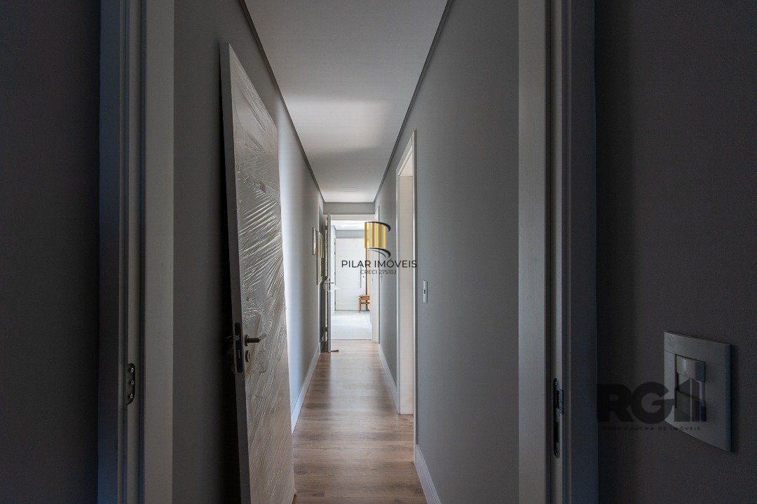 Cobertura alto padrão, no melhor bairro da Zona Sul de Porto Alegre, a Vila Assunção,  3 suítes