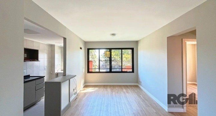 Apartamento 2 dormitórios no bairro Camaquã