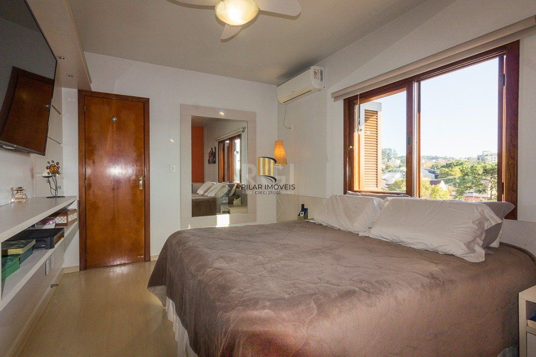 Casa Condominio para Venda - 191m², 3 dormitórios, sendo 1 suites, 2 vagas - Tristeza