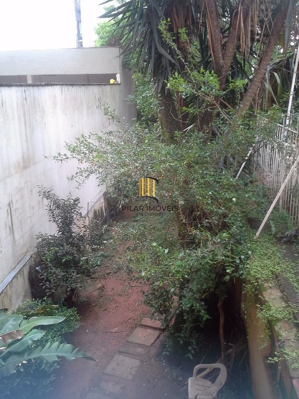 Casa para Venda - 330m², 4 dormitórios, Menino Deus