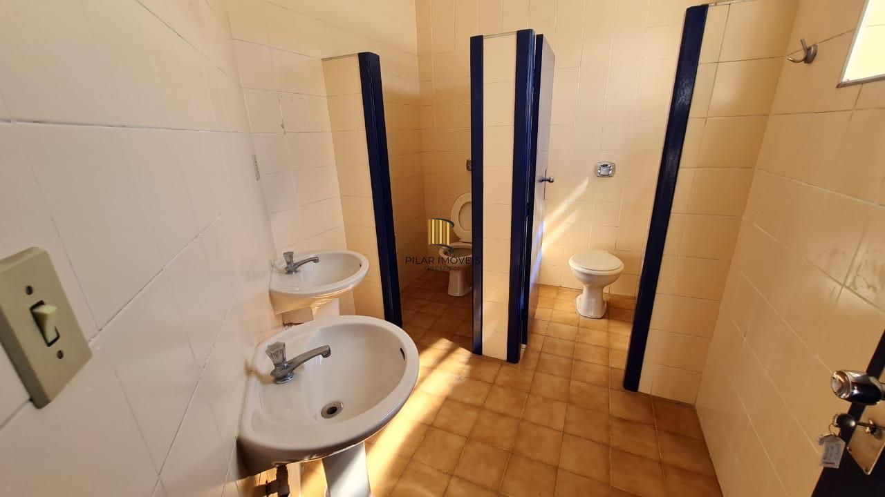 Prédio Comercial 4 dormitórios no bairro Sarandi