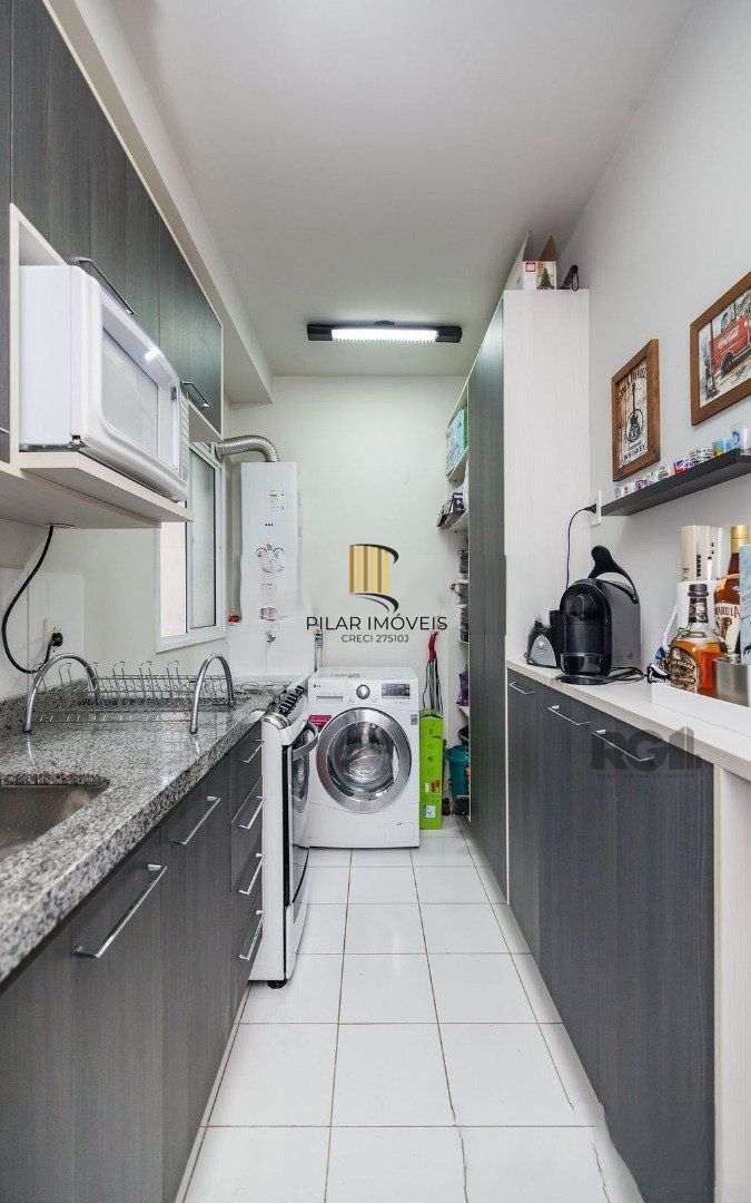 Apartamento para Venda - 67.3m², 3 dormitórios, sendo 1 suites, 1 vaga - Humaitá