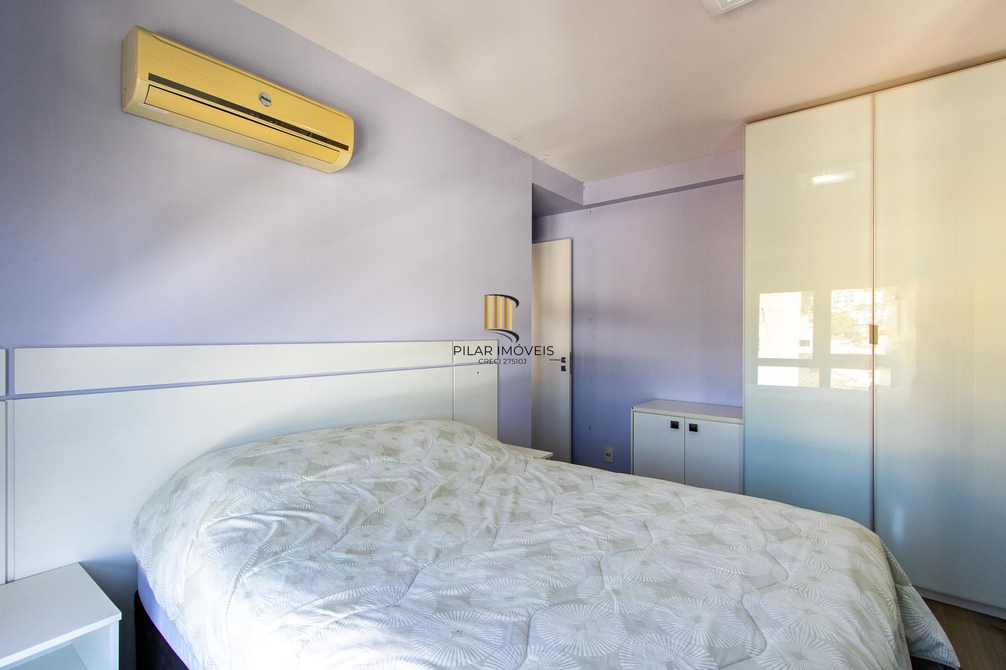 Apartamento com 2 quartos e 65m² à venda em Tristeza, Porto Alegre.