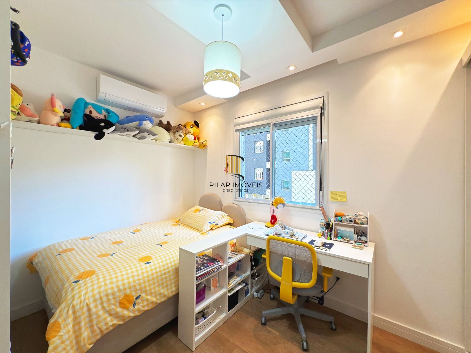 Excelente apartamento de 3 dormitórios, 1 suíte e 2 vagas de garagem.