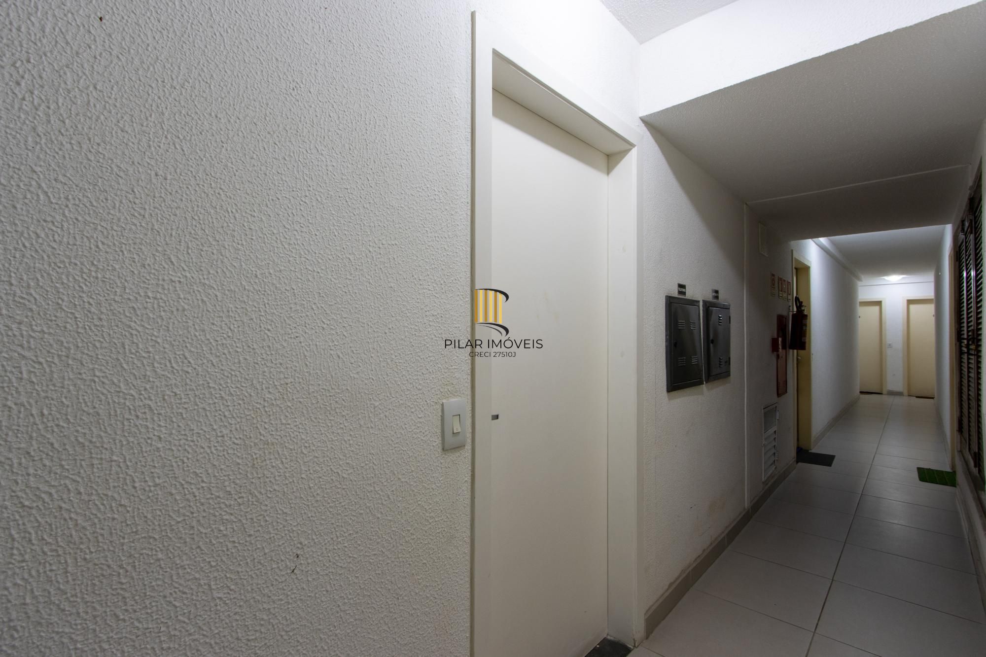 Apartamento de 2 dormitórios,  para venda no bairro Teresópolis.