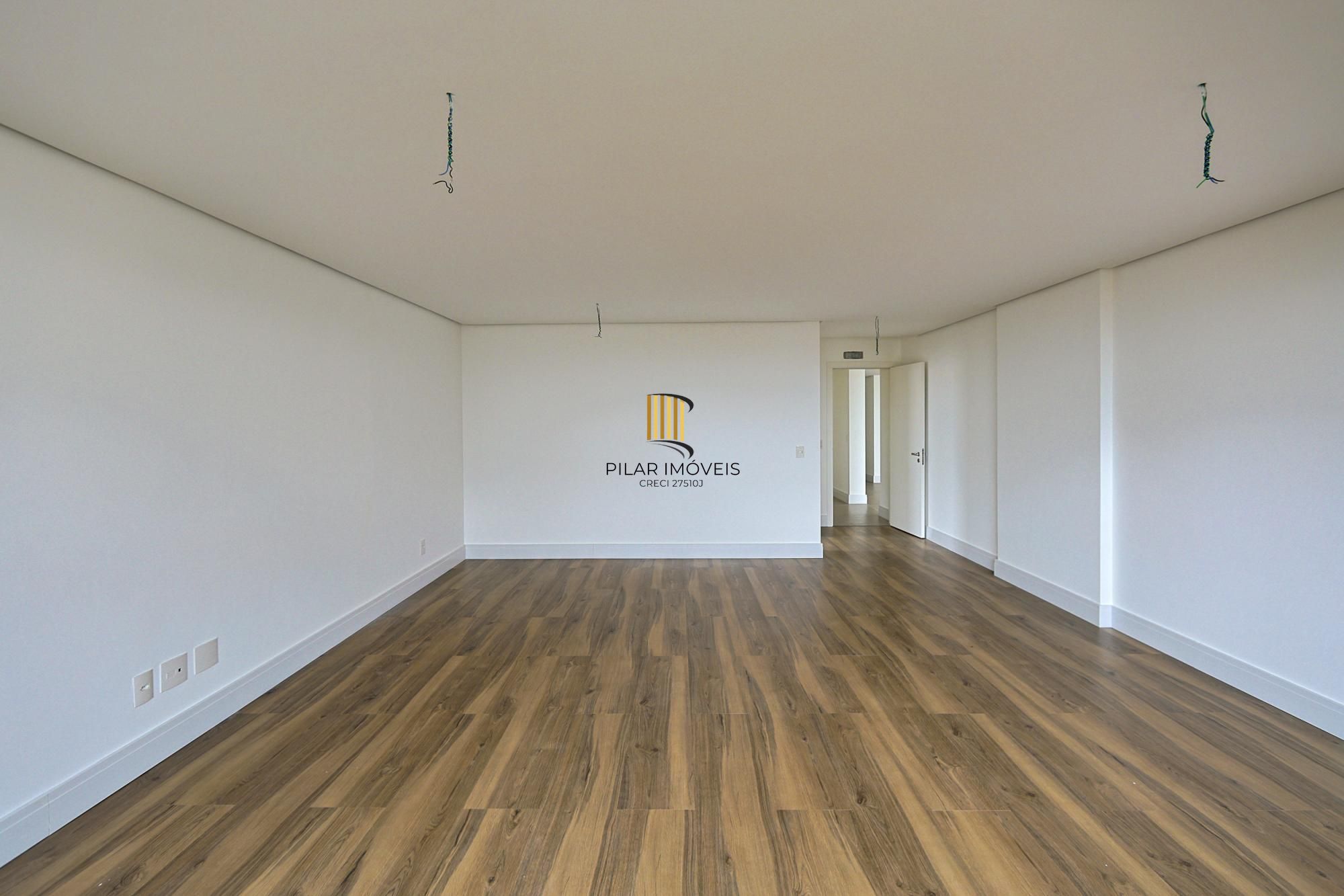 Apartamento com 217m² e 3 dormitórios no bairro Tristeza em PORTO ALEGRE para Comprar