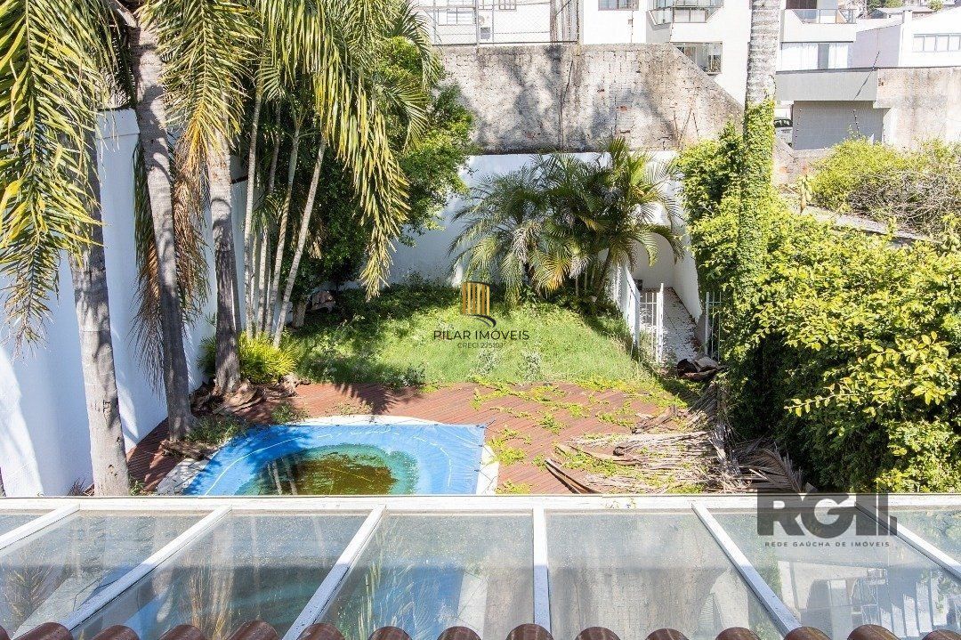 BELO SOBRADO, 3 QUARTOS, 1 SUITE, PISCINA, 320m² PRIVATIVOS - TRISTEZA