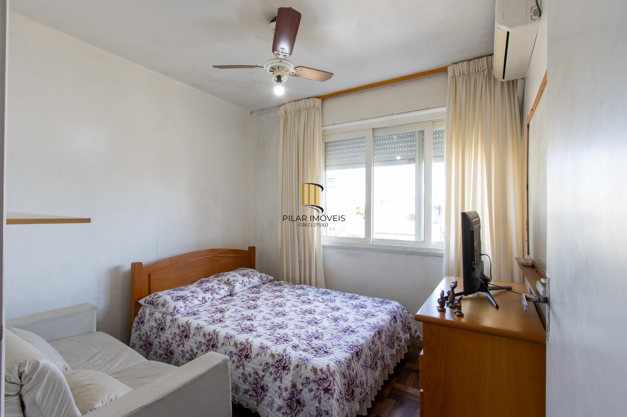 Apartamento de 3 dormitórios com uma vaga de garagem à venda no bairro Menino Deus – Porto Alegre