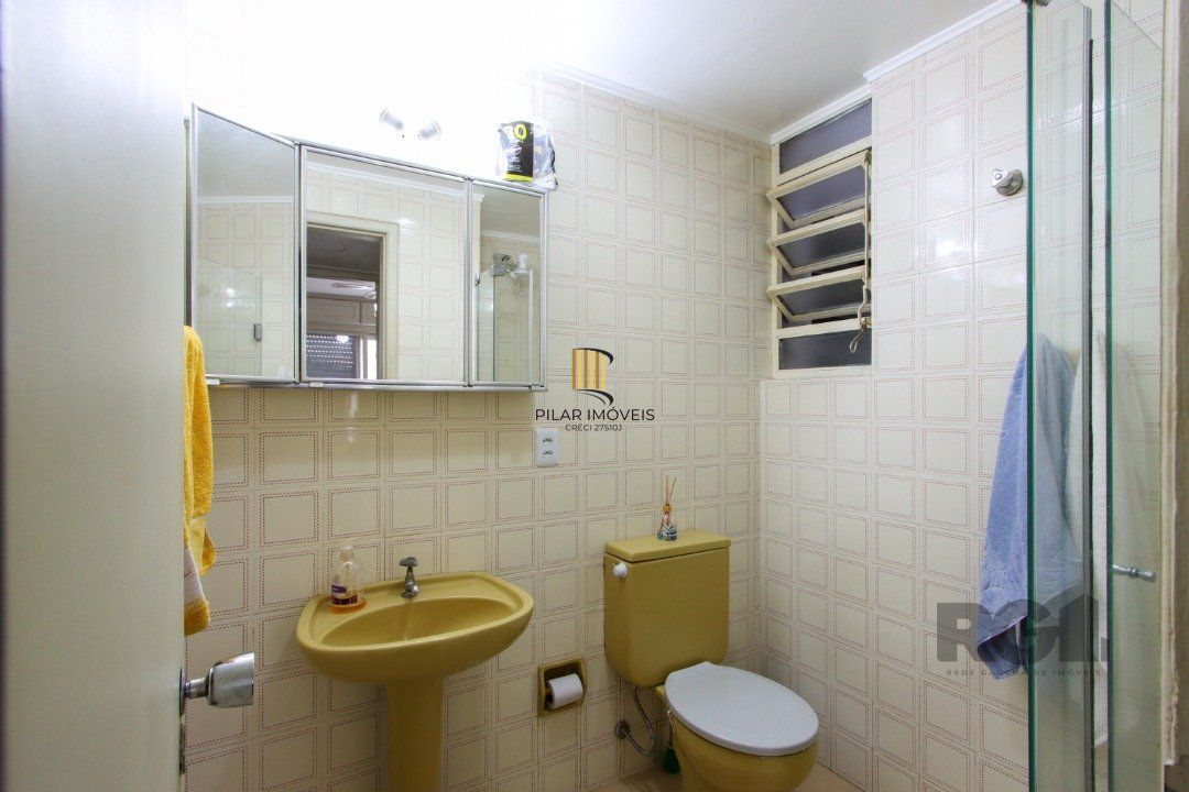 Apartamento com 1 dormitório no bairro Cristal.