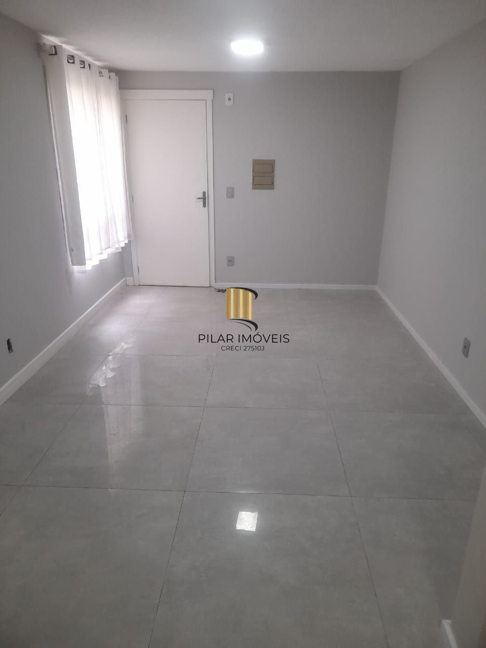 Apartamento 2 dormitórios no bairro Lomba do Pinheiro