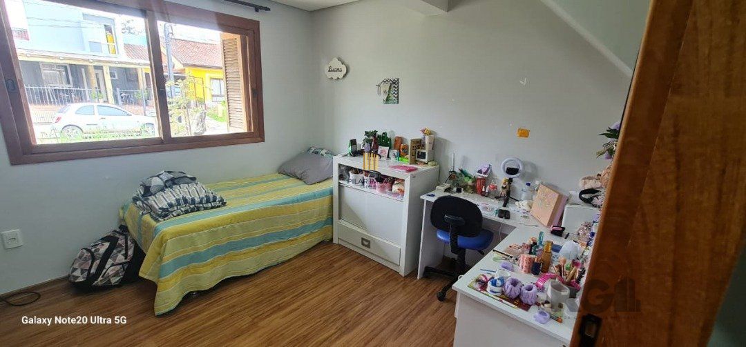 Casa para venda com 3 dormitórios, sendo 3 suítes e 2 vagas no residencial Jardins do Prado