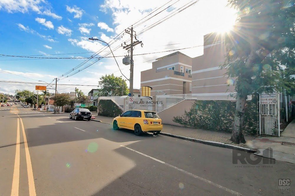 Casa em  condomínio 3 dormitórios na Av Otto Niemeier