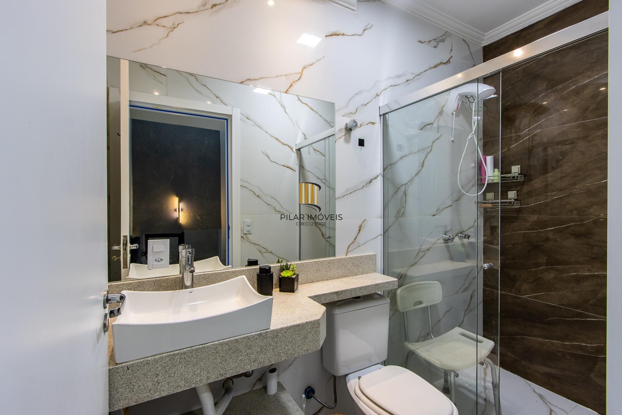 Casa Condominio 2 Dormitório(s) Bairro Hípica