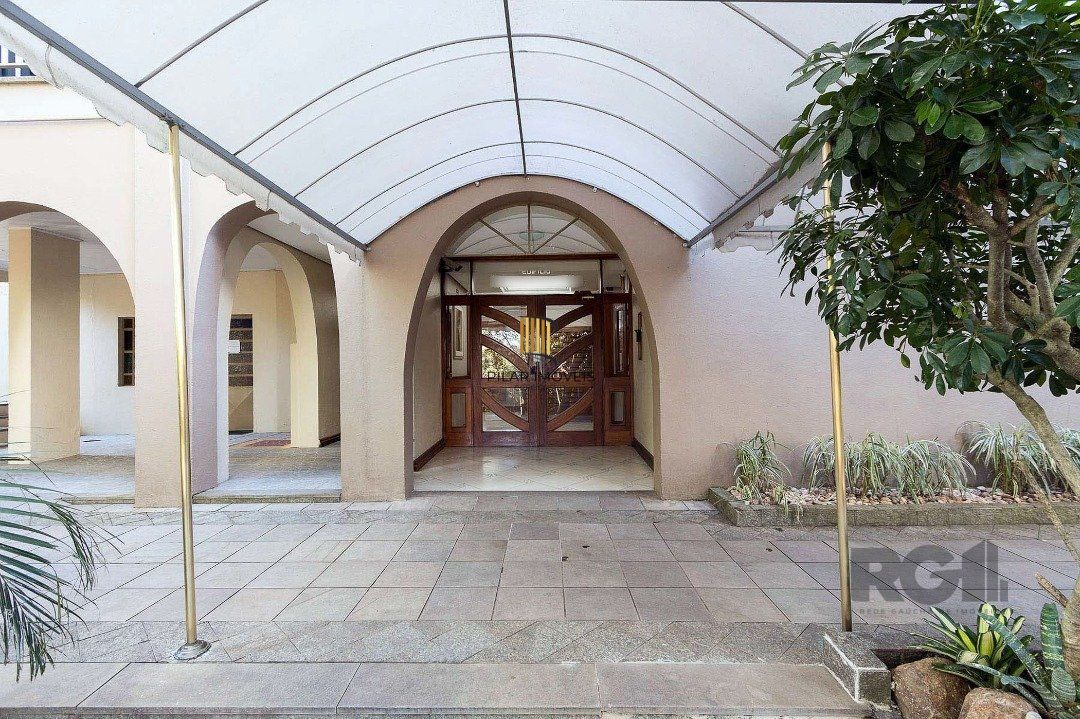 Cobertura 2 quartos, 2 banheiros, 1 vaga, terraço, elevador, condomínio com infra, Bairro Cristal