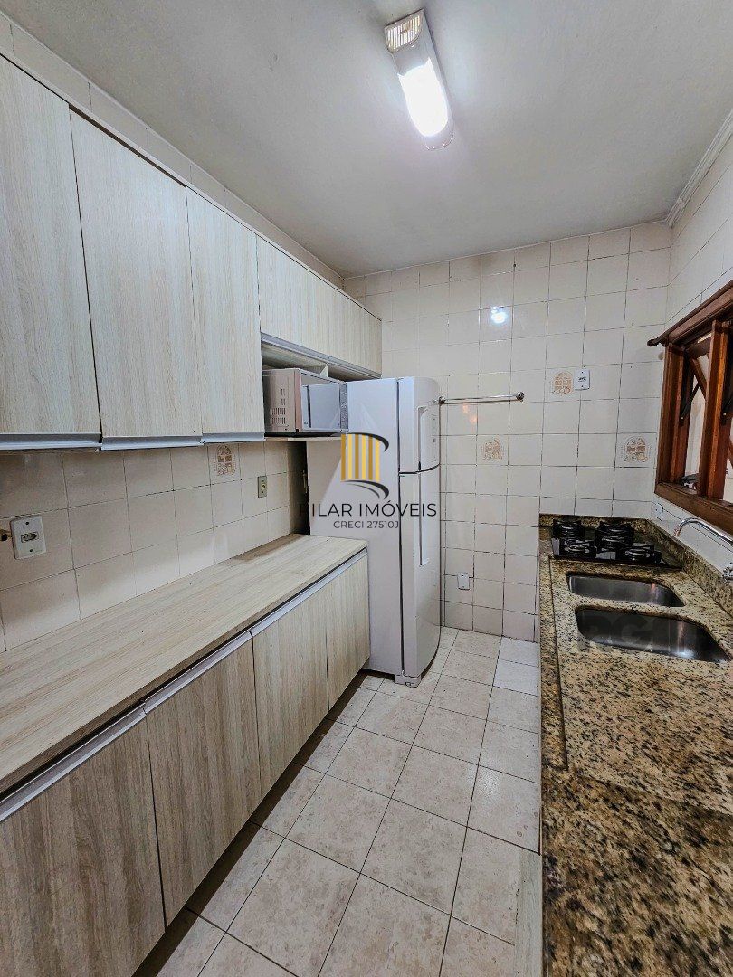 Casa em Condomínio 4 Dormitórios na Glória!!