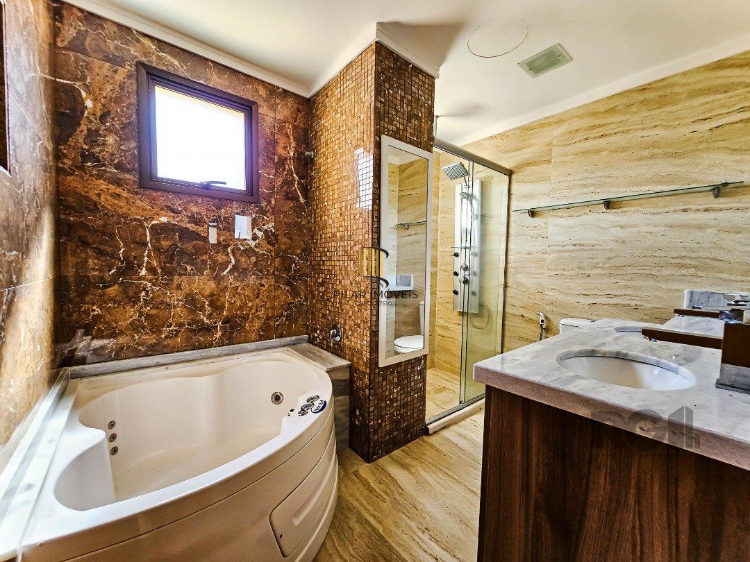 BELÍSSIMO APTO 4 SUÍTES DE 158M²